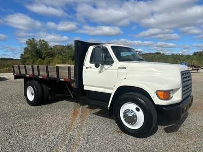 Ford F-800 14 ft Flatbed Dump Truck - 190HP, 5+2 Speed Manual