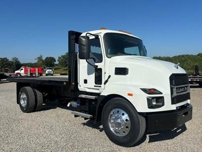 Mack MD6 16 ft Flatbed Truck - 280HP, 6 Speed Allison Rds Automatic