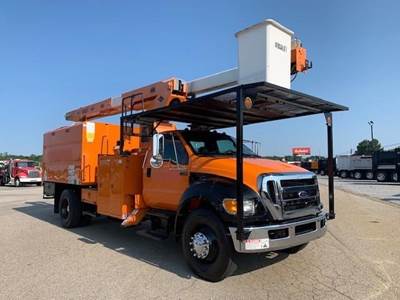 Ford F-750 XL Single Axle Forestry Bucket Truck - Cummins, 220HP, 6 Speed Manual