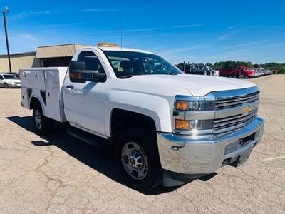 Chevrolet 2500HD Mechanic / Service Truck - 360HP, Automatic