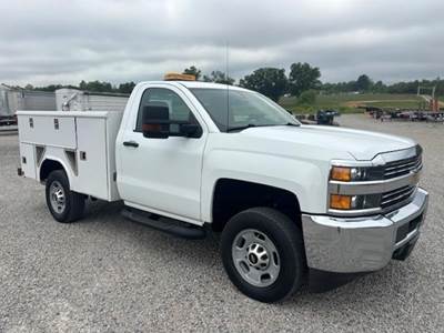 Chevrolet 2500HD Mechanic / Service Truck - 360HP, Automatic