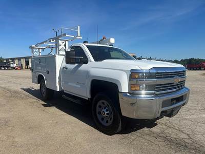 Chevrolet Silverado 3500 Mechanic / Service Truck - 360HP, Automatic
