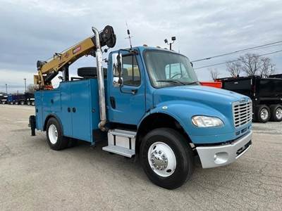Freightliner M2 106 Mechanic / Service Truck - Cummins, 260HP, 6 Speed Allison Rds Automatic