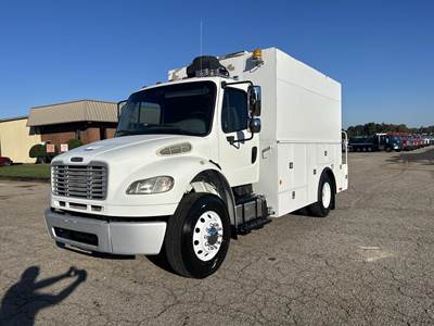 Freightliner M2 106 Mechanic / Service Truck - Cummins, 6 Speed Allison Rds Automatic