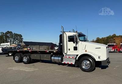Kenworth T800 Tandem Axle Rollback Tow Truck - Paccar, 455HP, 8Ll Manual