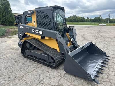 John Deere 329E Track Skid Steer