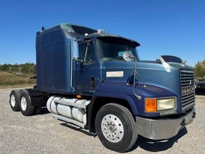 Mack CH613 Sleeper Semi Truck - Raised Roof Sleeper, E7 427HP, 18 Speed Manual
