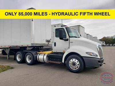 International RH Day Cab Truck - A26, Automatic