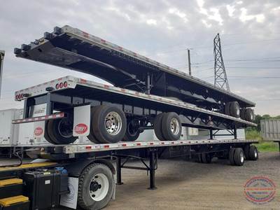 Dorsey 53x102 Combination Flatbed Trailer - Air Ride, Sliding Spread Axle