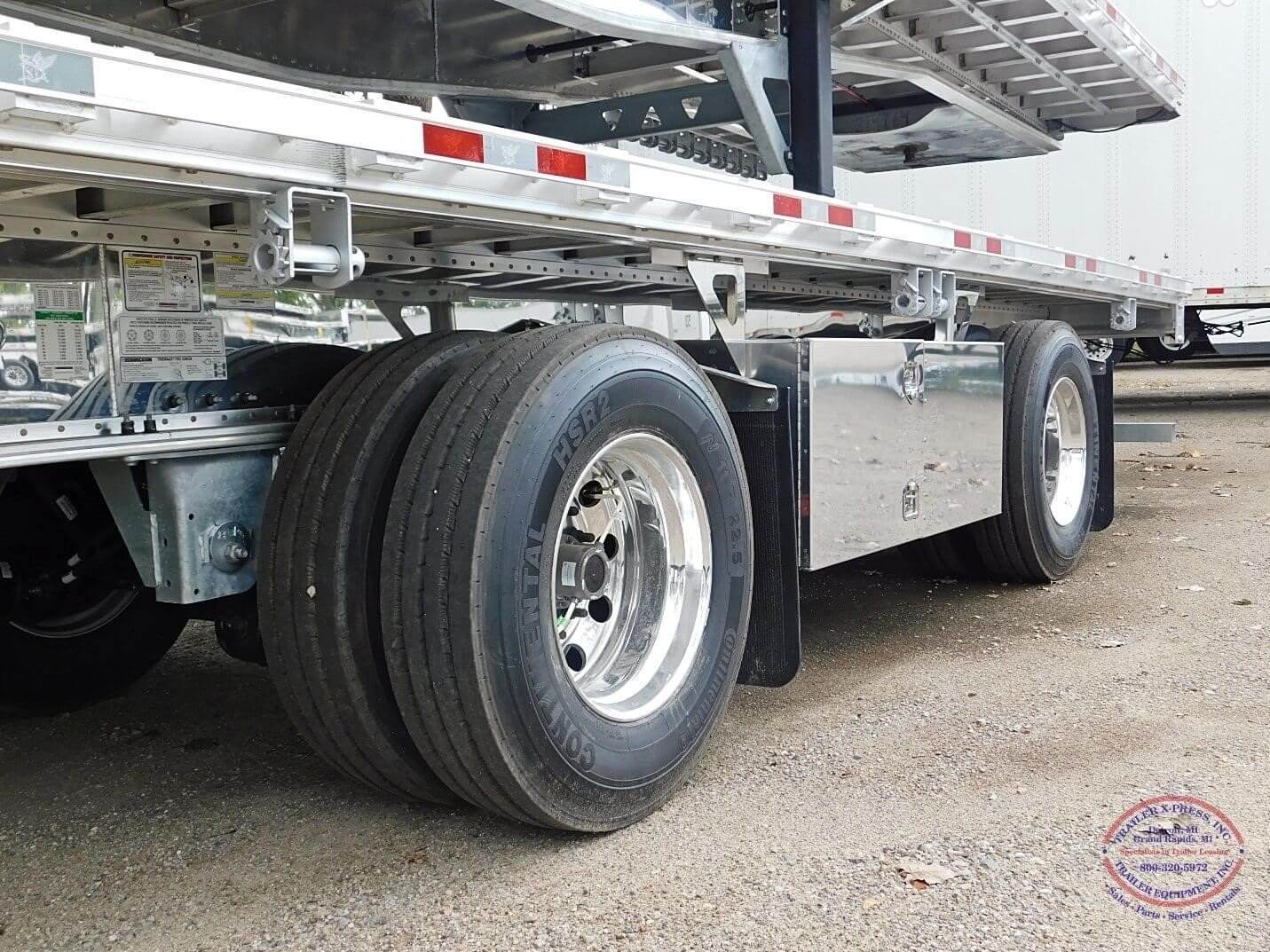 2025 Manac (3) ALL ALUM FLATBEDS W/ SPREAD AXLES Flatbed Trailer For