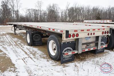 Manac LEGENDWING Flatbed Trailer
