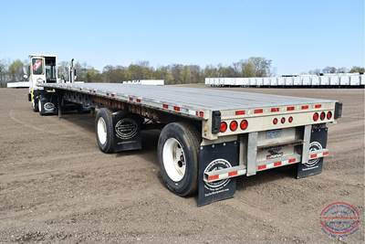 Manac LEGENDWING Flatbed Trailer