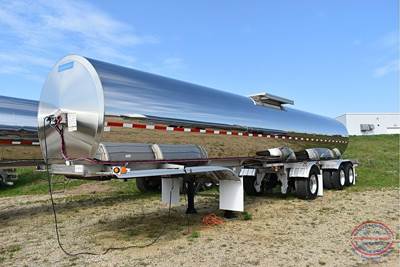 Brenner 44FT FOOD GRADE TANKER- 7,250 GAL Tri Axle Stainless Steel Food Grade Tanker Trailer - Air Ride, Fixed Axle