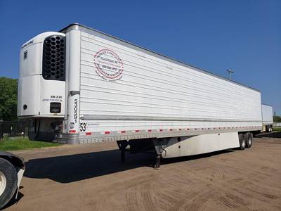 Hyundai (5) 53FT REEFERS- FLAT FLOOR- SKIRTS- LOG POSTS Reefer Trailer