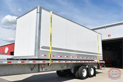 Hyundai 26 FT Van Truck Body