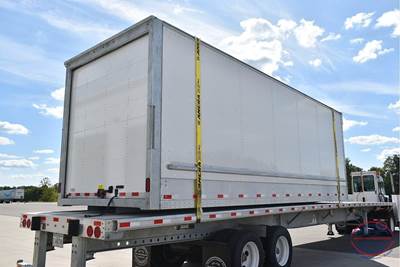 Hyundai 26 FT Van Truck Body