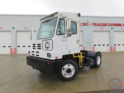 Capacity SABRE5 Yard Spotter Truck - Cummins, 5 Speed Allison Rds Automatic