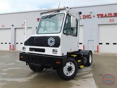 Capacity SABRE5 Yard Spotter Truck - Cummins, 5 Speed Allison Rds Automatic