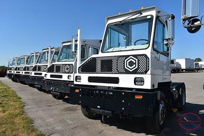 Capacity TJ5000 Yard Spotter Truck - Cummins, 200HP, Automatic