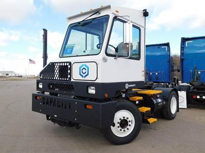 Capacity TJ5000 DOT Yard Spotter Truck - Cummins, 200HP, Automatic