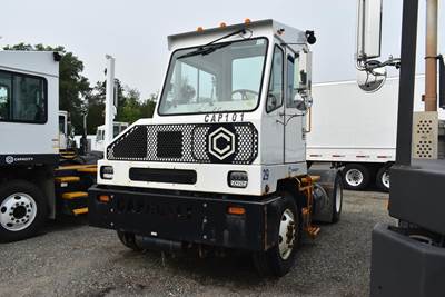 Capacity TJ5000DR Yard Spotter Truck - Cummins, 200HP, Automatic