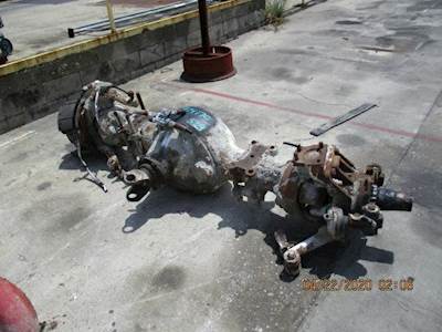 Fabco Front Axle Assembly