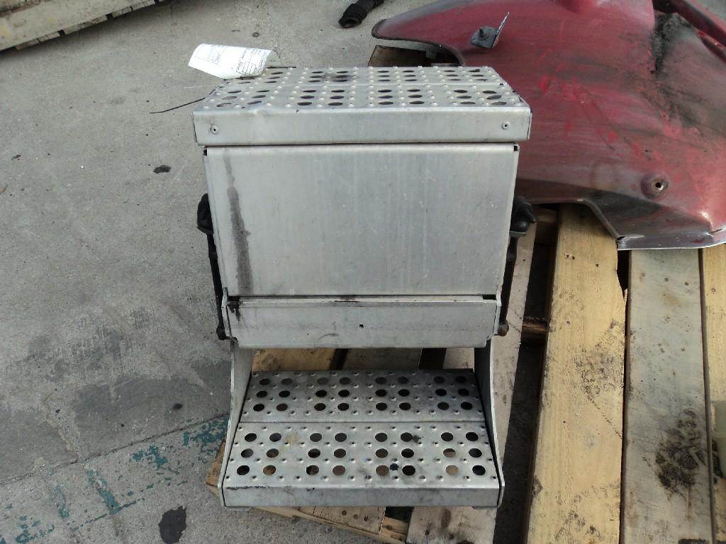 1996 Freightliner FL70 Left Battery Box For Sale Tampa, FL 923044