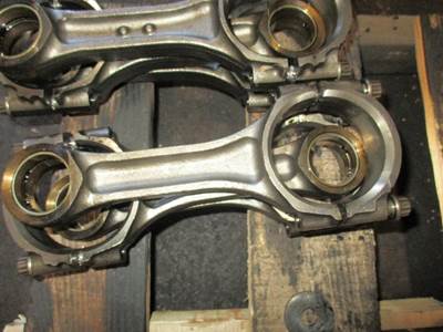 Isuzu 6HK1XN Engine Rod