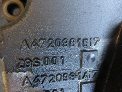 Detroit DD15 Intake Manifold