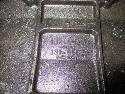 Caterpillar C12 Valve Cover for a CAT C12