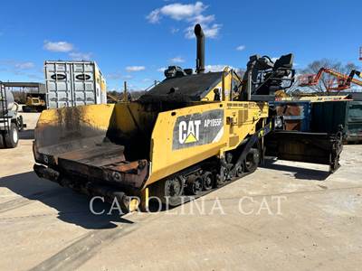 Caterpillar AP-1055F Asphalt Paver
