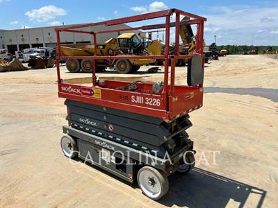 Skyjack SJ3226 Scissor Lift