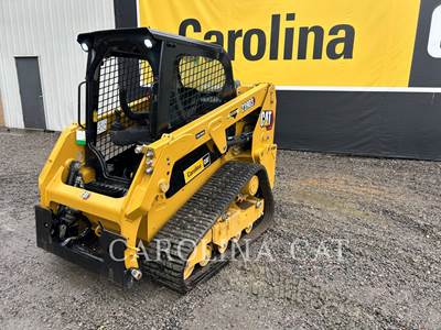 Caterpillar 239D3 Compact Track Loader
