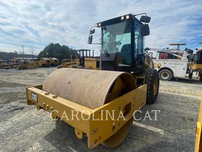 Caterpillar CS56B Smooth Drum Roller Compactor