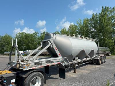Heil 1240 TRI AXLE Dry Bulk / Pneumatic Tank Trailer