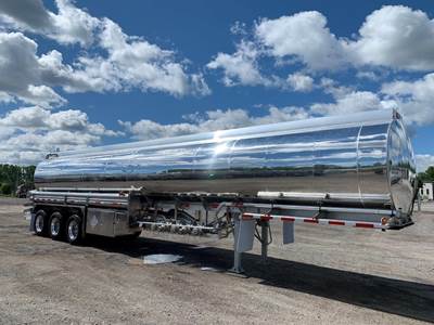 Heil 12,500 GALLON / 5 COMP. TRI AXLE PETROLEUM Fuel Tanker Trailer