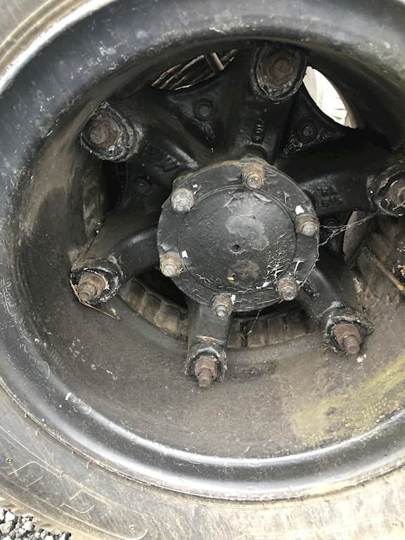 Mack Hub For Sale Archbald, PA Global Trucks and Parts Export