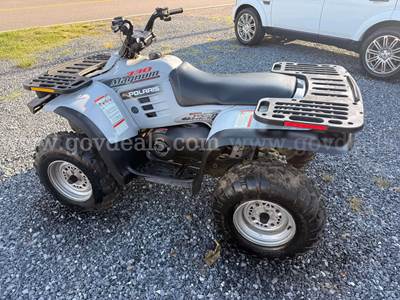 2003 POLARIS MAGNUM 330 ATV Starts on starter fluid
