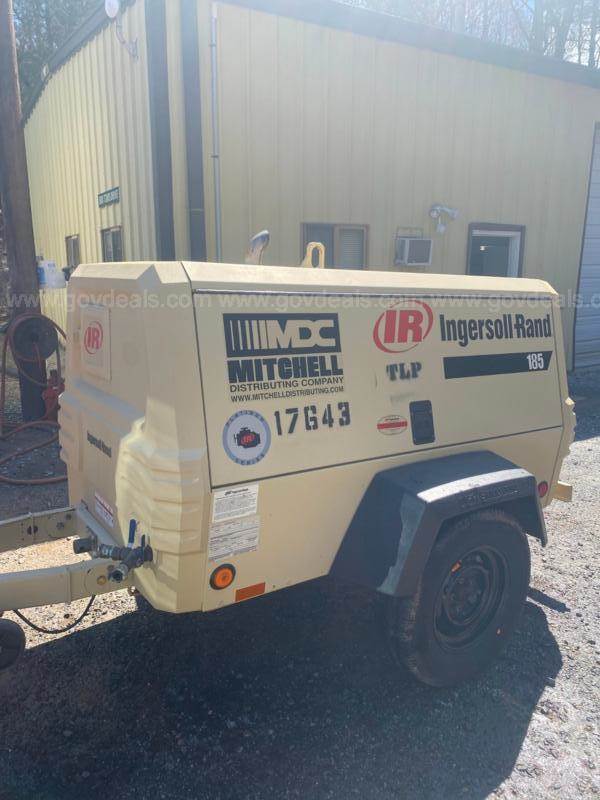 2002 IngersollRand 185 Air Compressor For Sale, 78 Hours Laurel Park