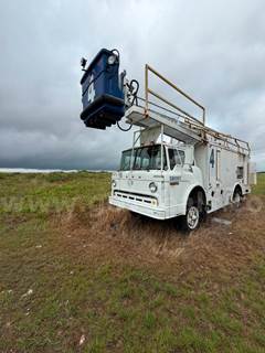 1983 Ford C800 Aircraft De-Ice Truck