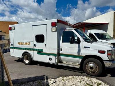 2009 Ford E350 Type III Ambulance