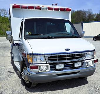 1998 Ford Econoline Ambulance