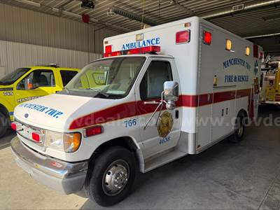 1998 Ford Econoline Ambulance