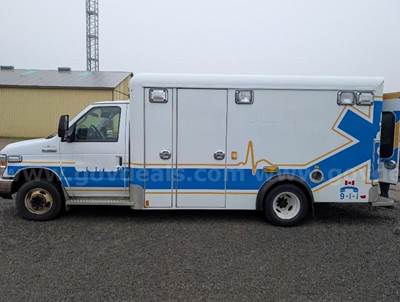2019 Ford Econoline Ambulance