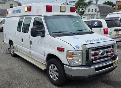 2011 Ford Econoline E-350 Ambulance