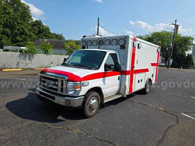 2019 Ford Econoline Ambulance