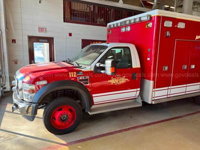 2010 Ford F-450 Ambulance