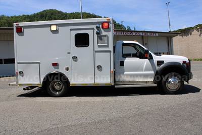 2010 Ford F-450 Ambulance