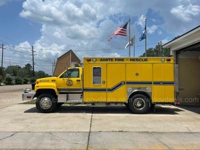 2000 GMC C7H042 Ambulance