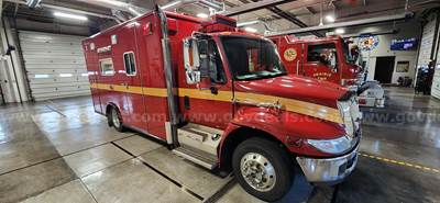 2009 International DuraStar 4300 Ambulance